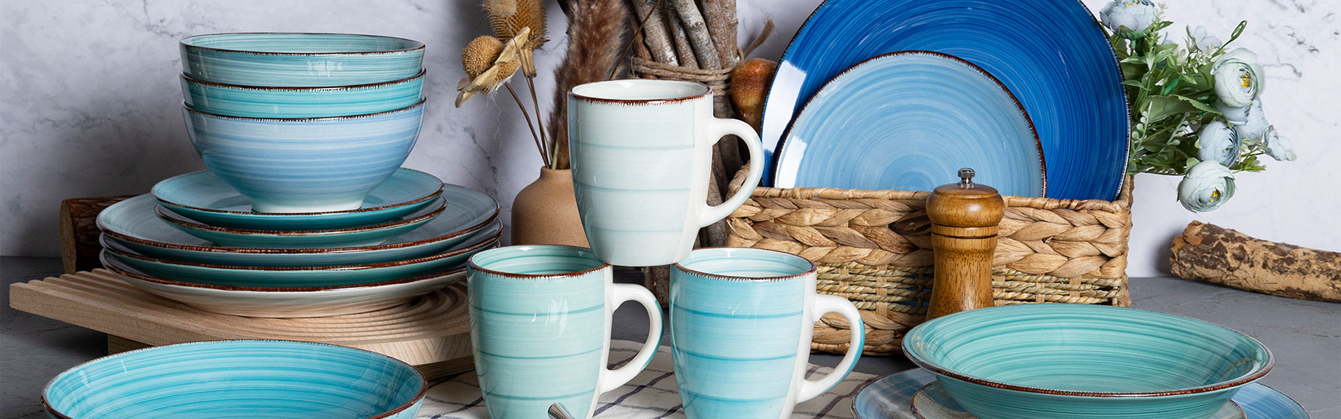 Earthenware Faïence