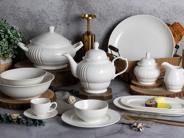 Ensembles de dîner en porcelaine tendre de haute qualité pour hôtel et restaurant